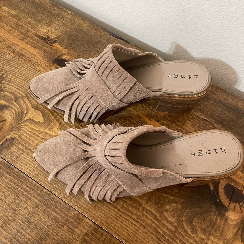 Hinge Rally Suede Mules - Picture 6 of 9